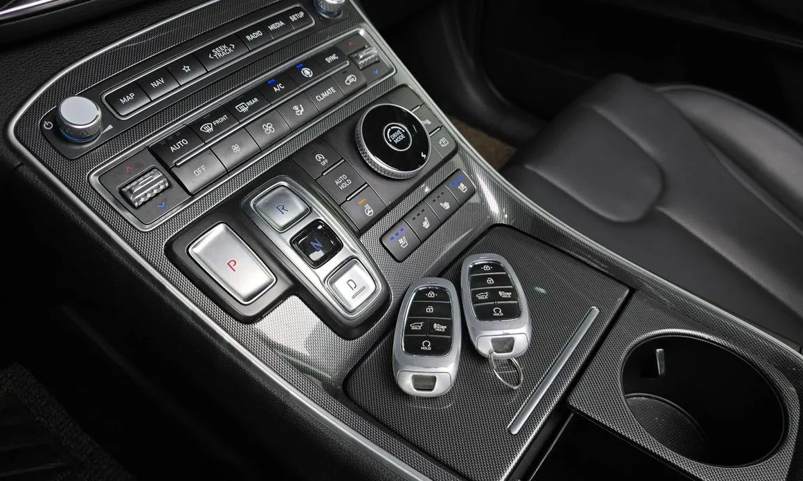 Hyundai Santafe — фото 5