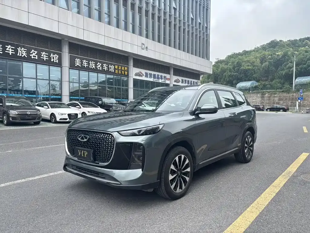 Chery Tiggo 8 PLUS — фото 9
