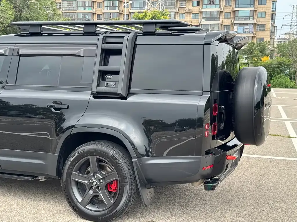 Land Rover Defender — фото 2