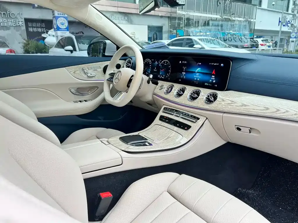 Mercedes-Benz E-Class (Import) — фото 5