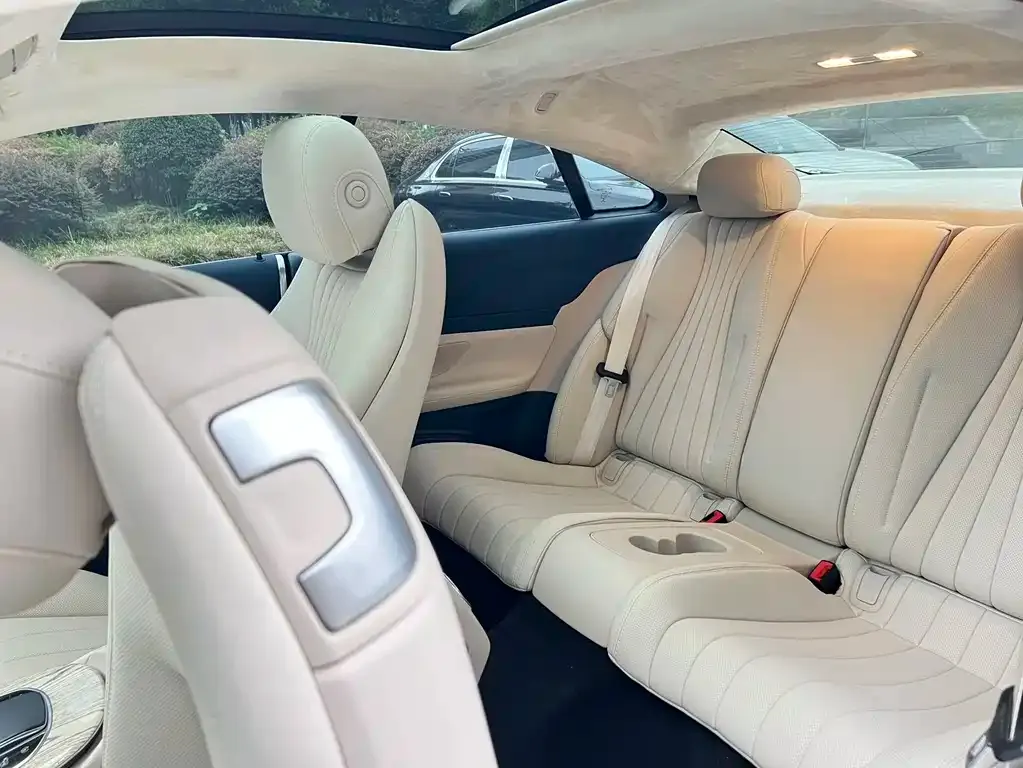 Mercedes-Benz E-Class (Import) — фото 2