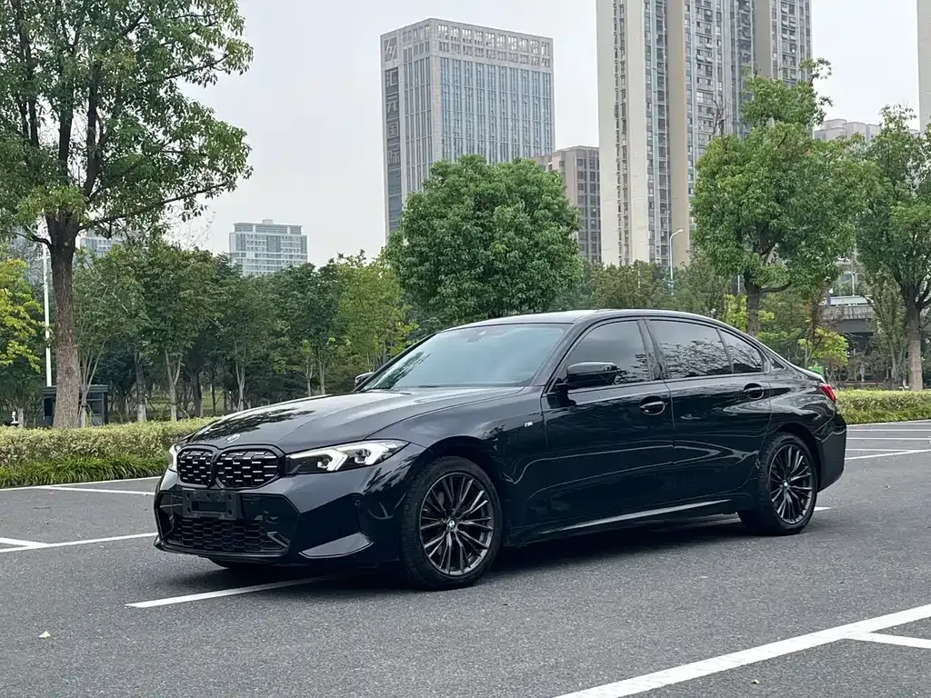 BMW 3 Series — фото 1