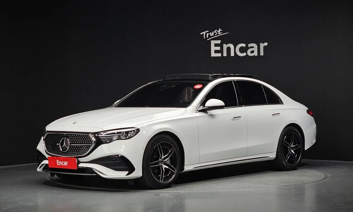 Mercedes-Benz E-Class — фото 1