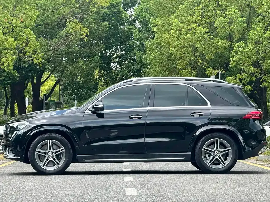 Mercedes-Benz GLE (Import) — фото 9