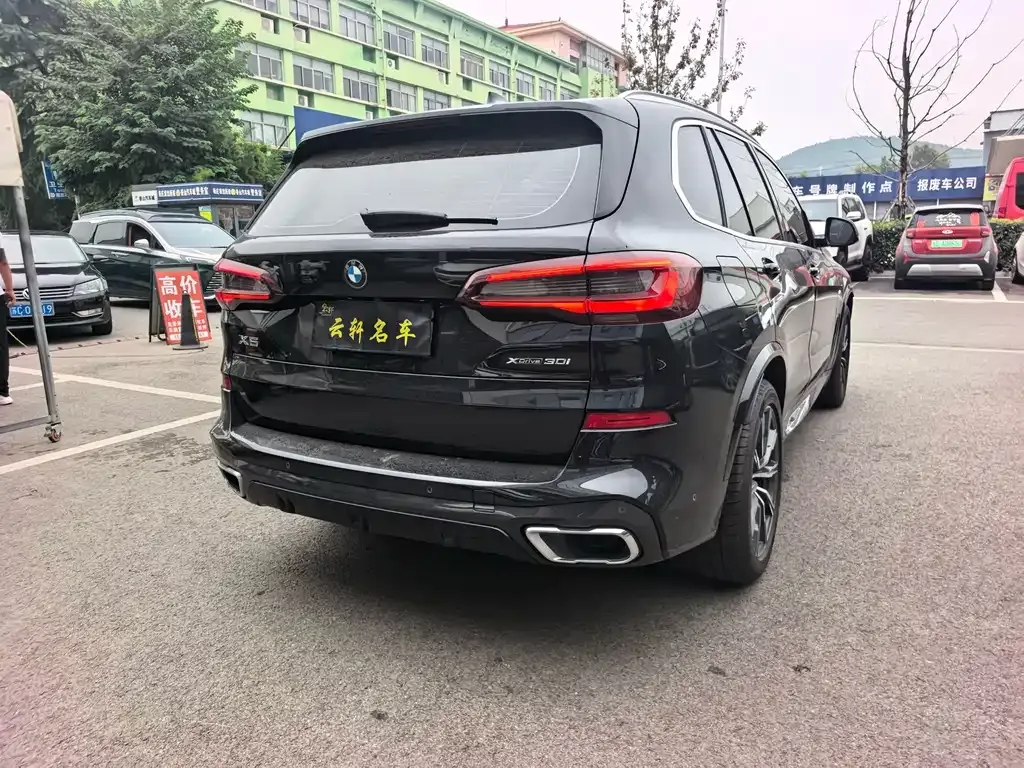 BMW X5 (Import) — фото 9
