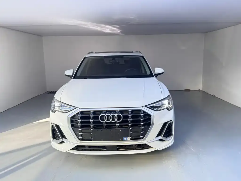 Audi Q3 — фото 4