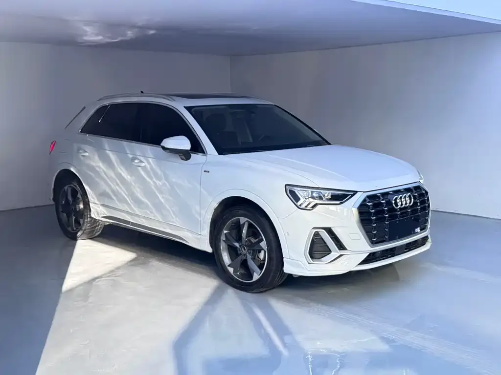 Audi Q3 — фото 2