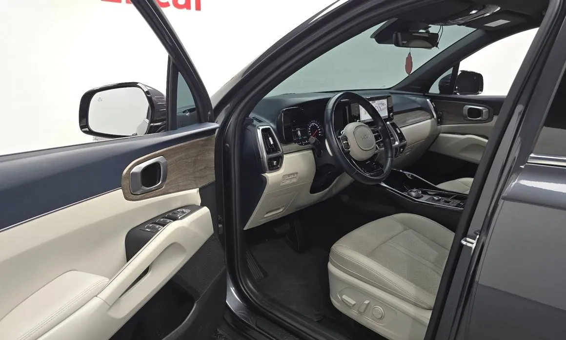 Kia Sorento — фото 8