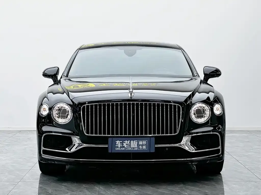 Bentley Flying Spur — фото 4