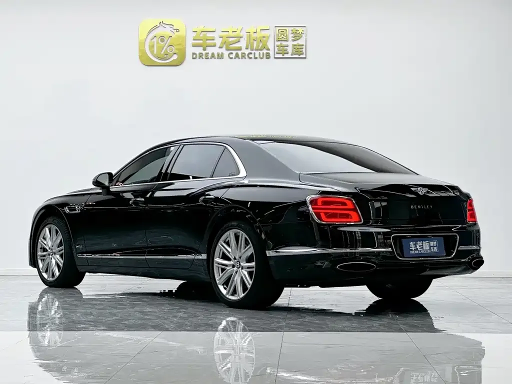 Bentley Flying Spur — фото 5