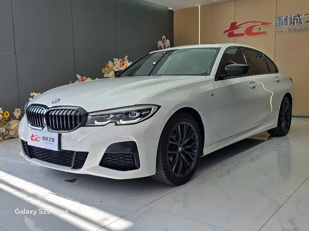 BMW 3 Series — фото 1