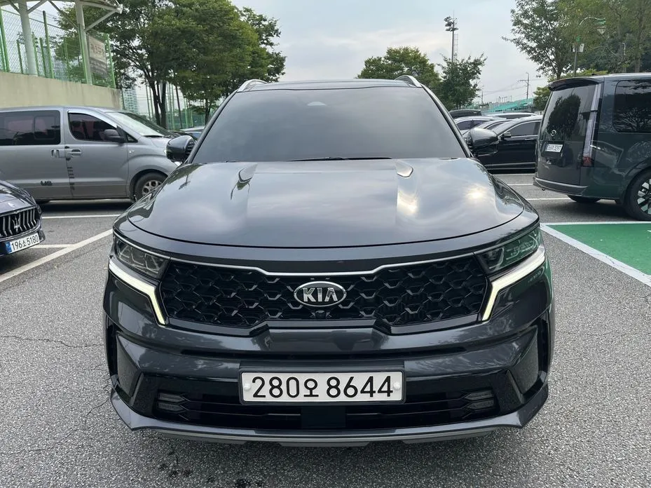 Kia Sorento — фото 1
