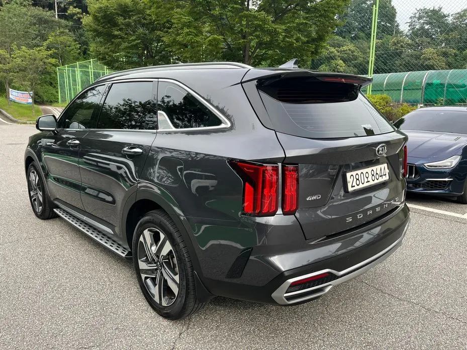 Kia Sorento — фото 5