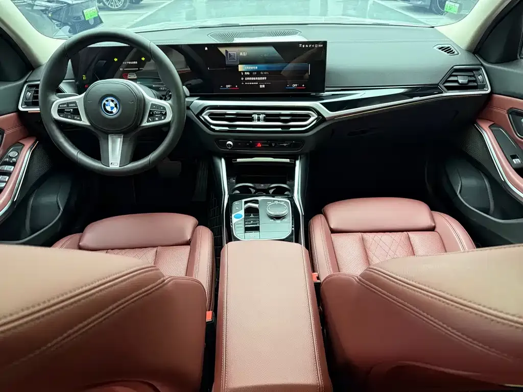 BMW i3 — фото 9