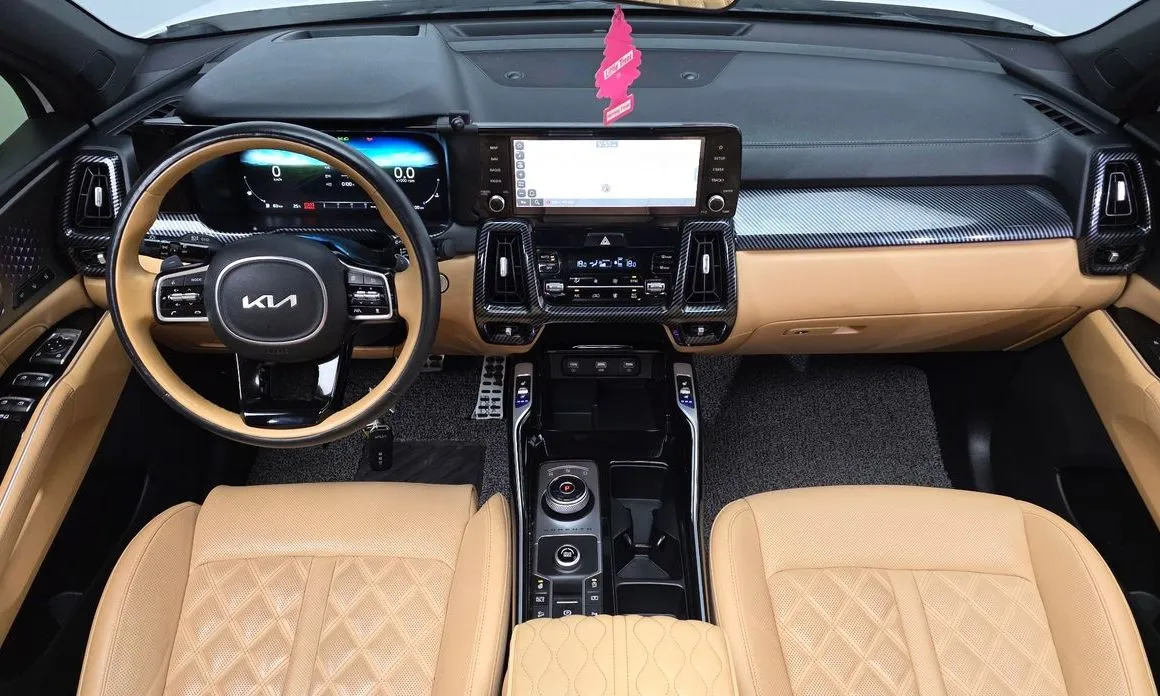 Kia Sorento — фото 10