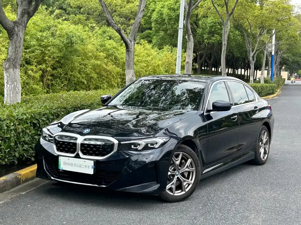 BMW i3 — фото 1