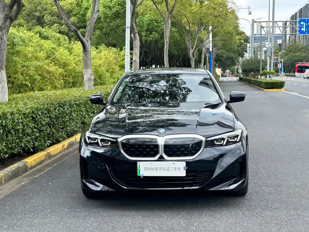 BMW i3 — фото 7
