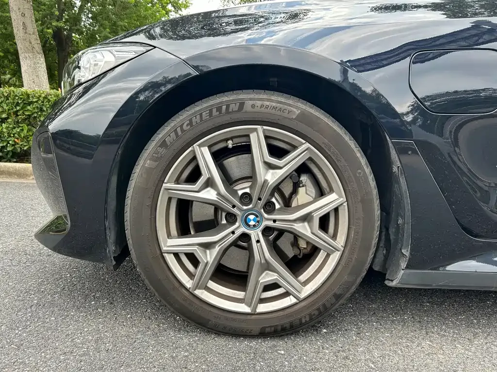 BMW i3 — фото 8