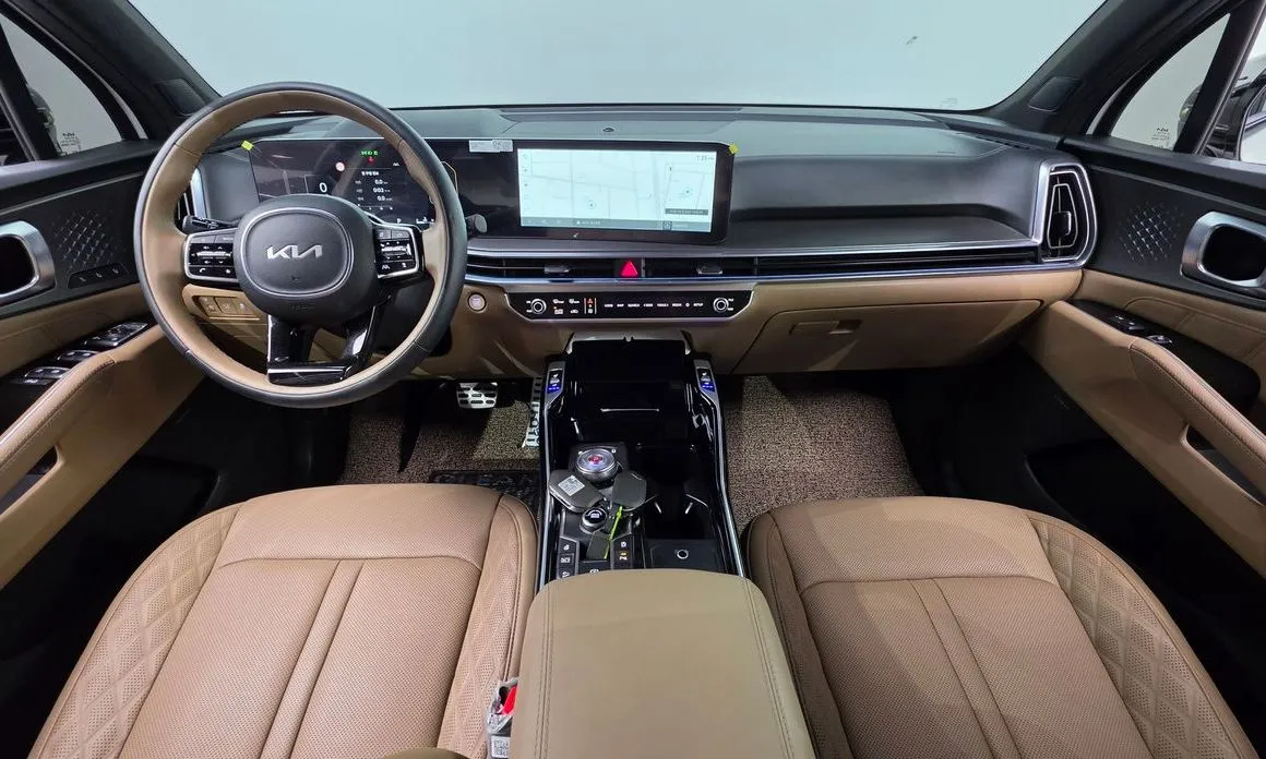 Kia Sorento — фото 10