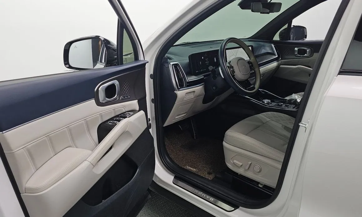 Kia Sorento — фото 9