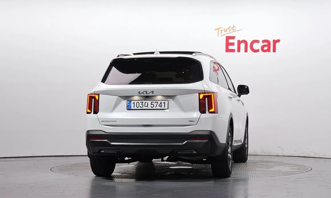 Kia Sorento — фото 3