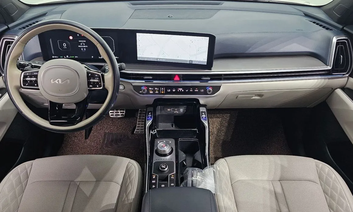 Kia Sorento — фото 7