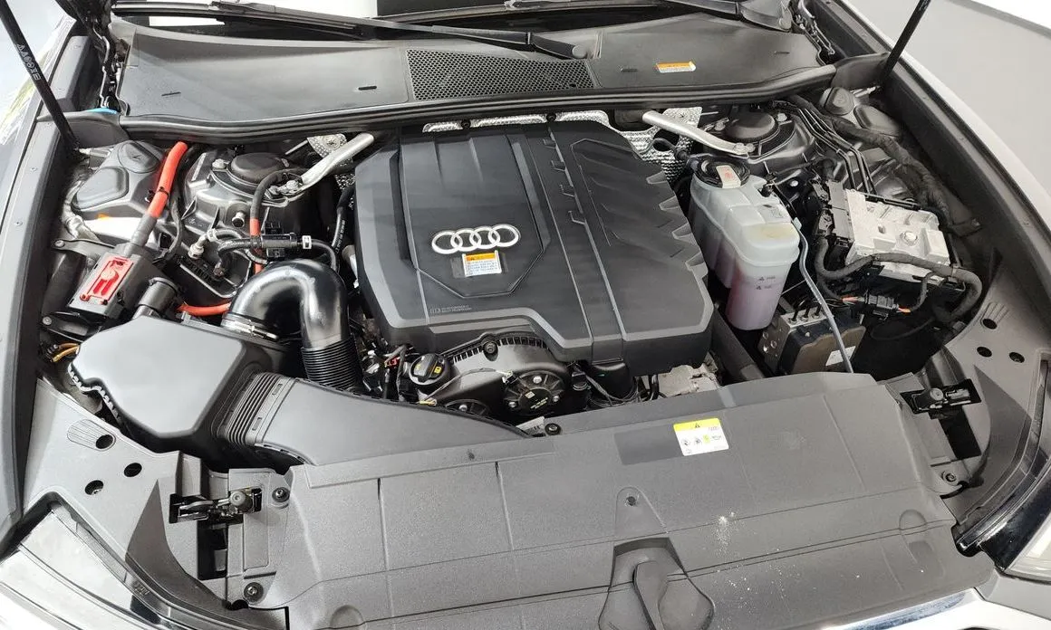 Audi A6 — фото 8