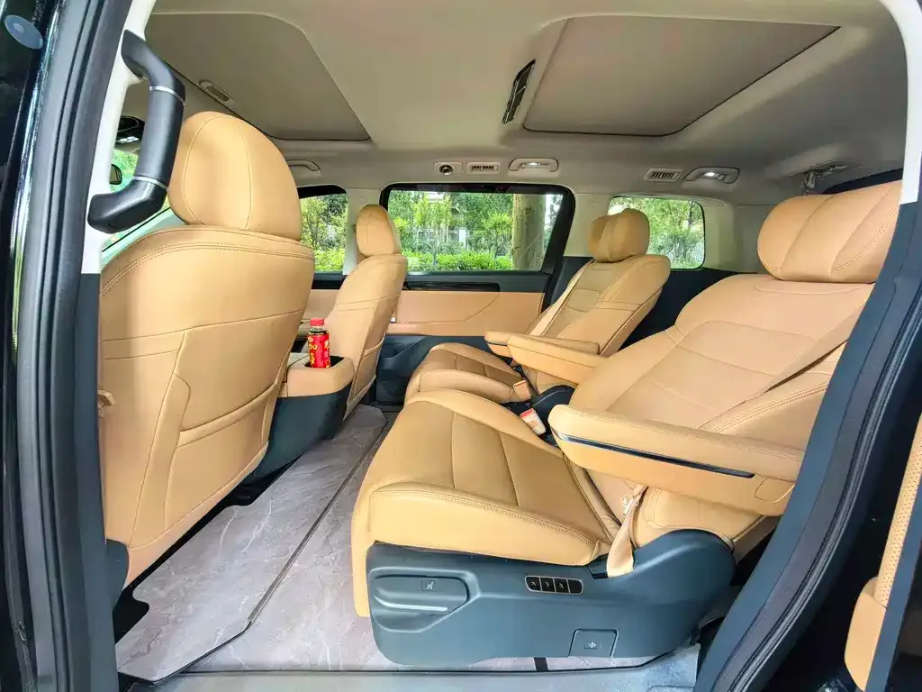 GAC Motor Trumpchi E8 — фото 5