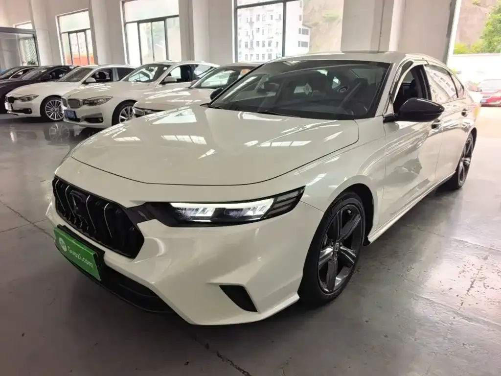 Honda Inspire — фото 1