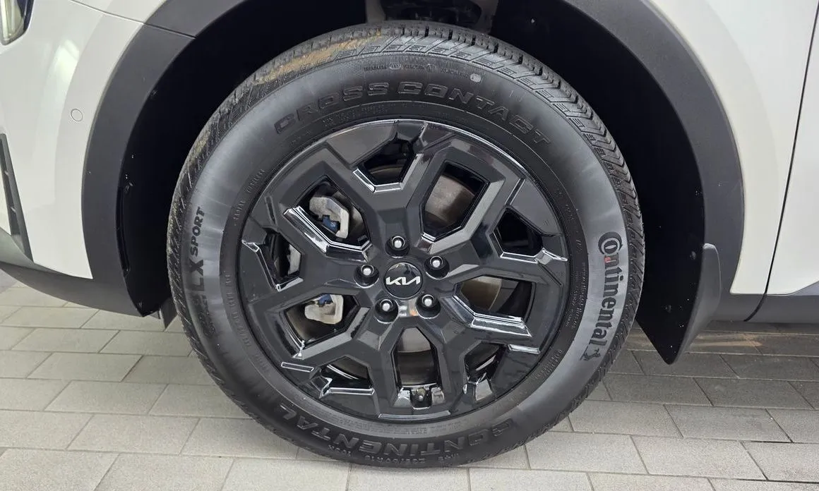 Kia Sorento — фото 5