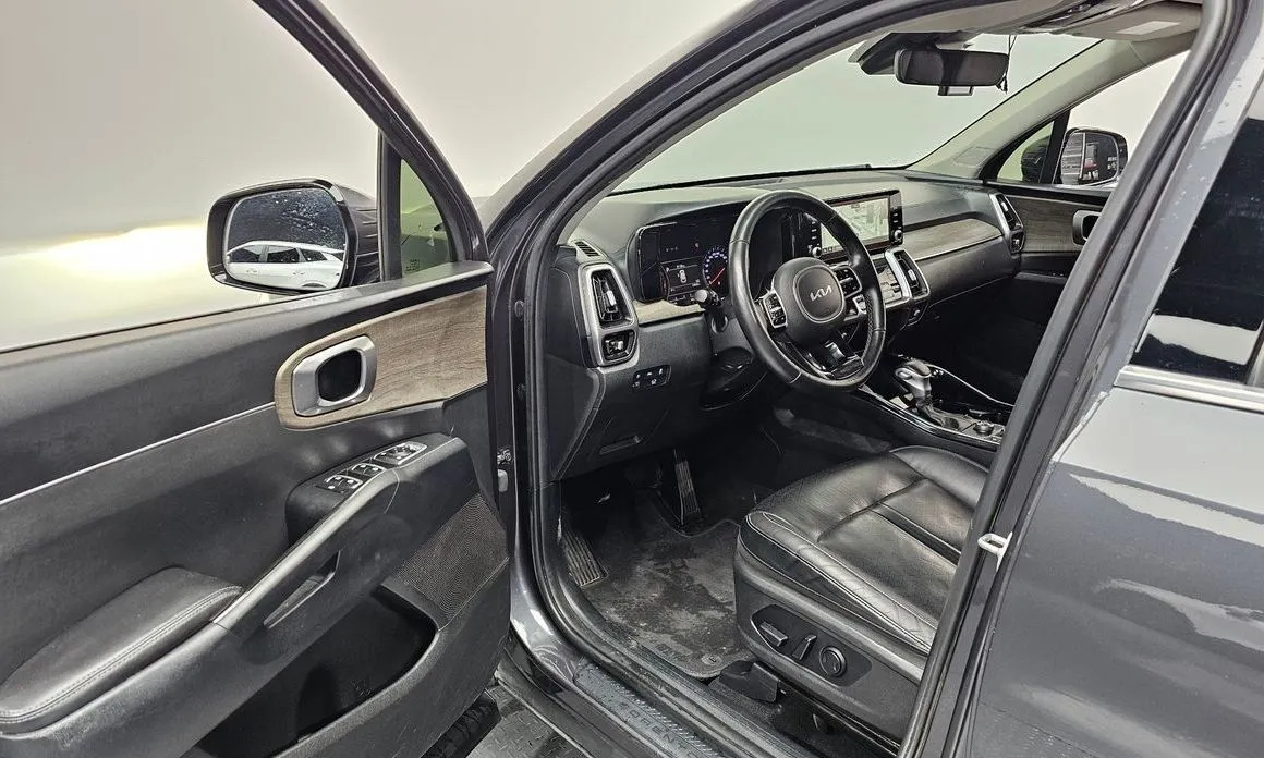 Kia Sorento — фото 5