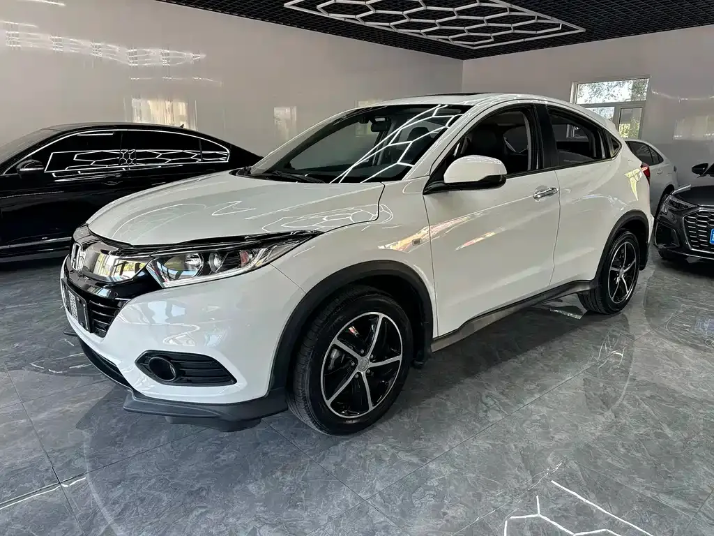 Honda Vezel — фото 6