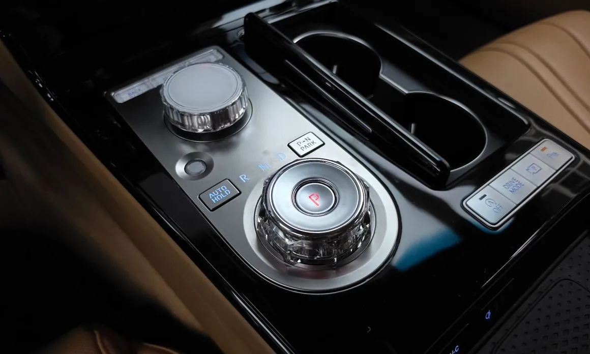 Genesis G80 — фото 10