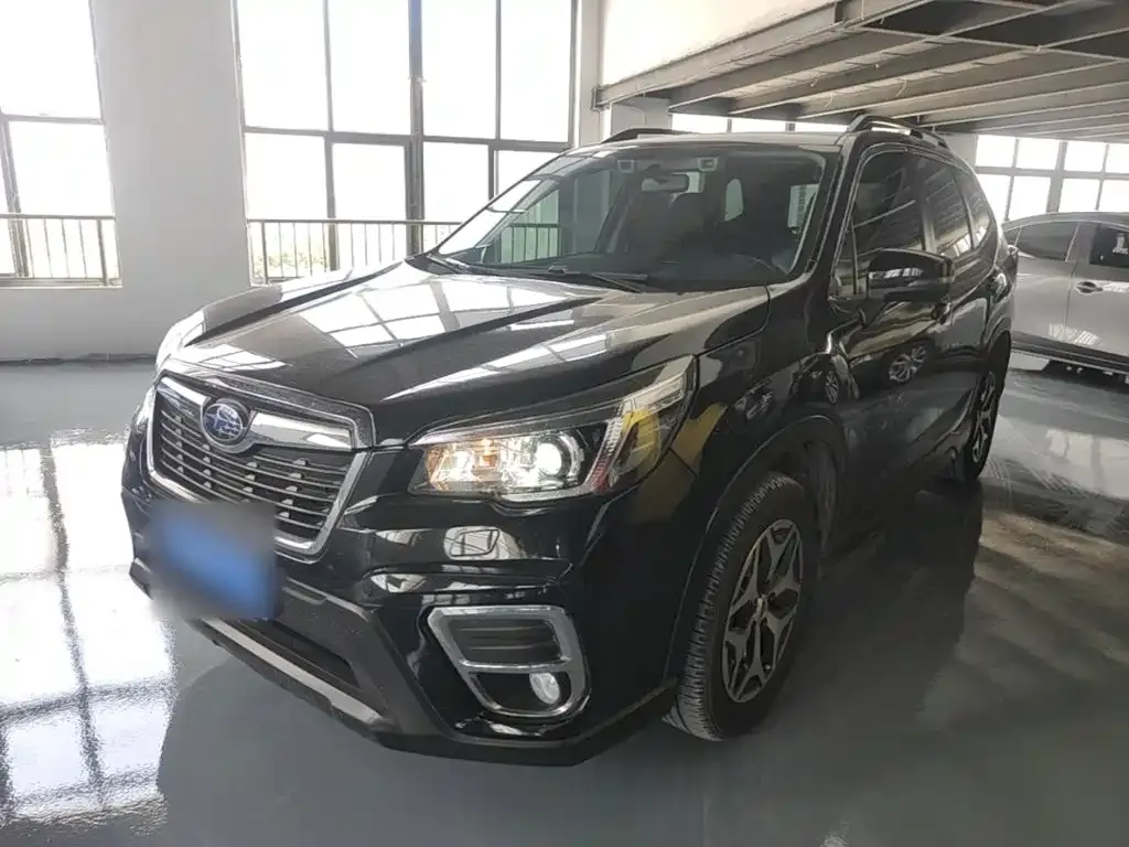 Subaru Forester — фото 2