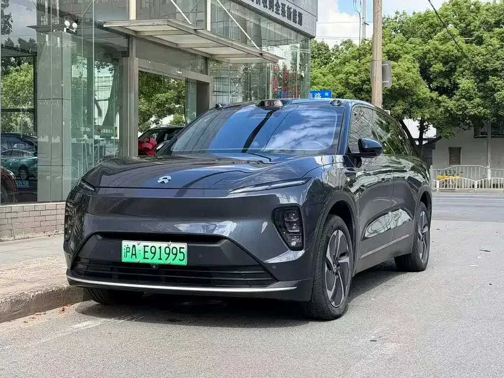 NIO ES8 — фото 1