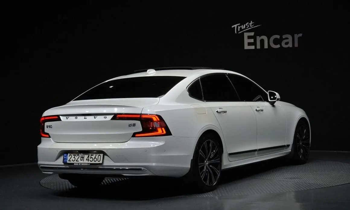 Volvo S90 — фото 2