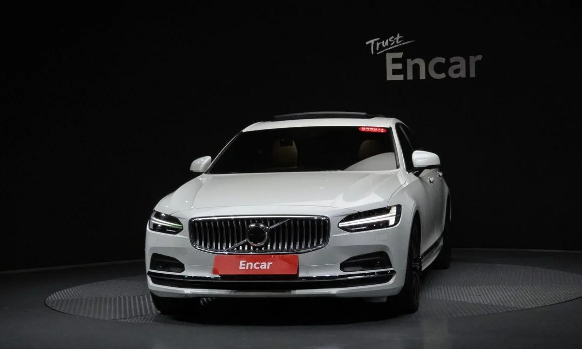 Volvo S90 — фото 10