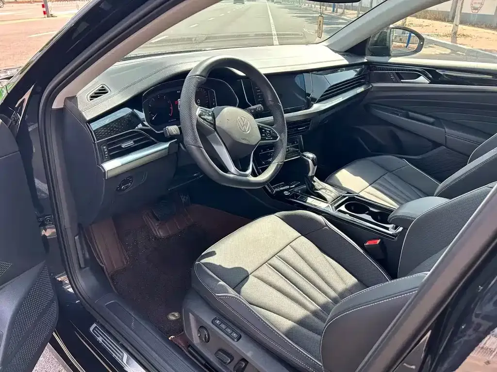 Volkswagen Passat — фото 8