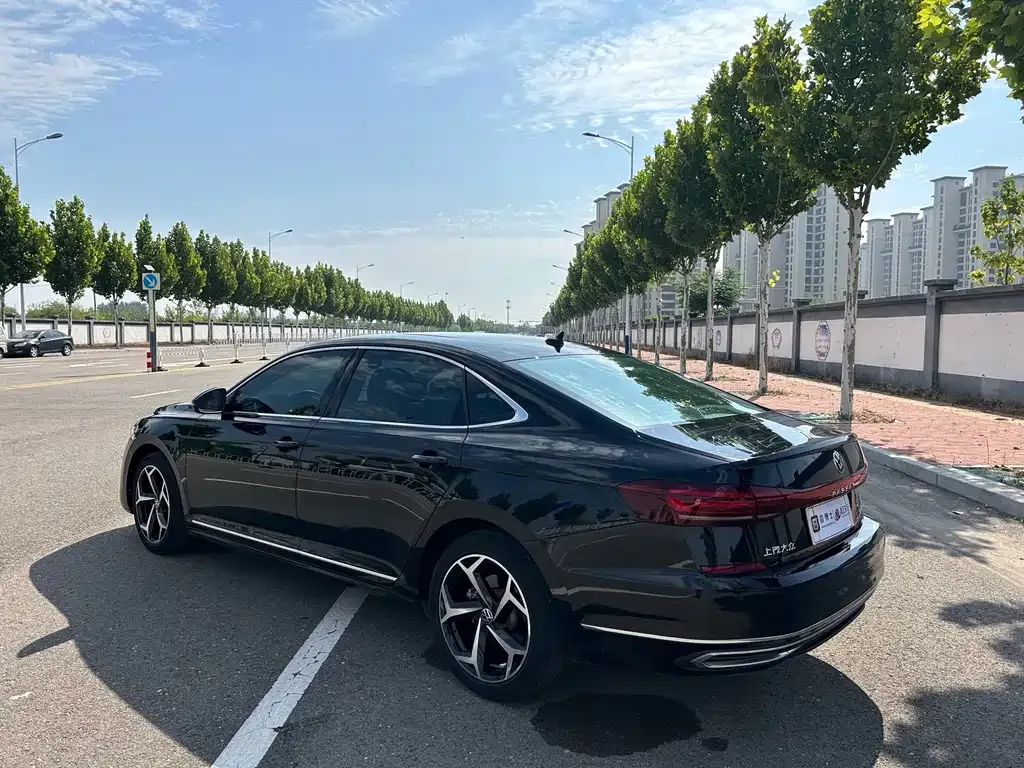 Volkswagen Passat — фото 3