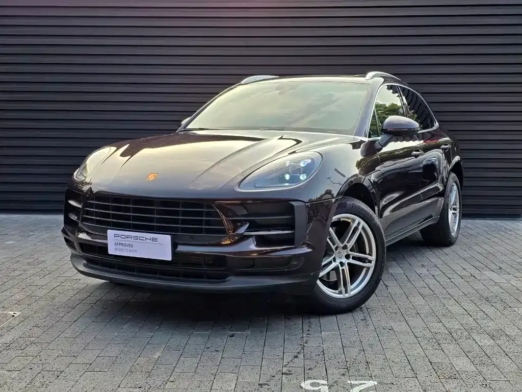 Porsche Macan — фото 1