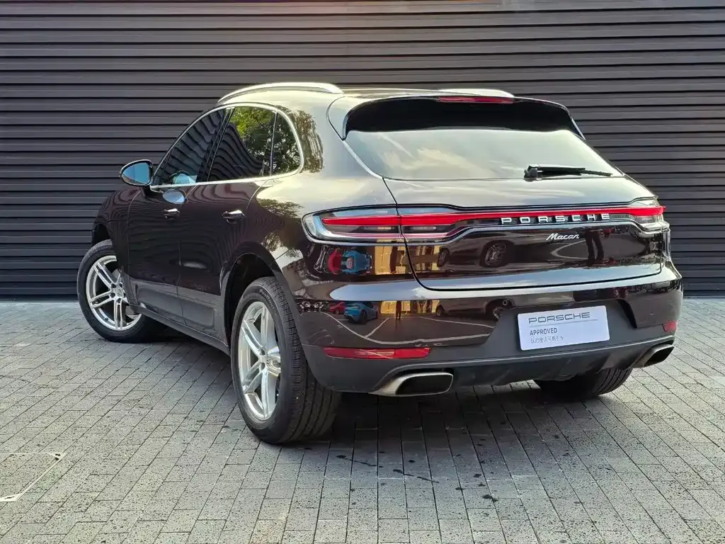 Porsche Macan — фото 9