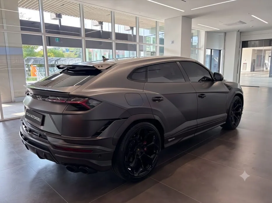 Lamborghini Urus — фото 2