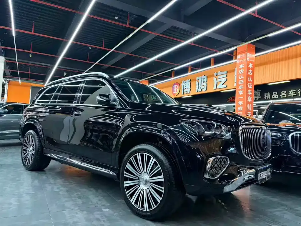 Mercedes-Benz GLS — фото 10