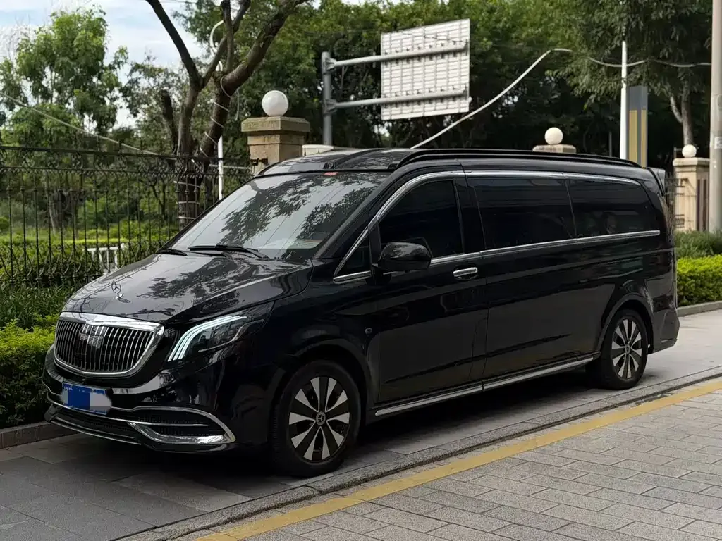 Mercedes-Benz Vito — фото 1