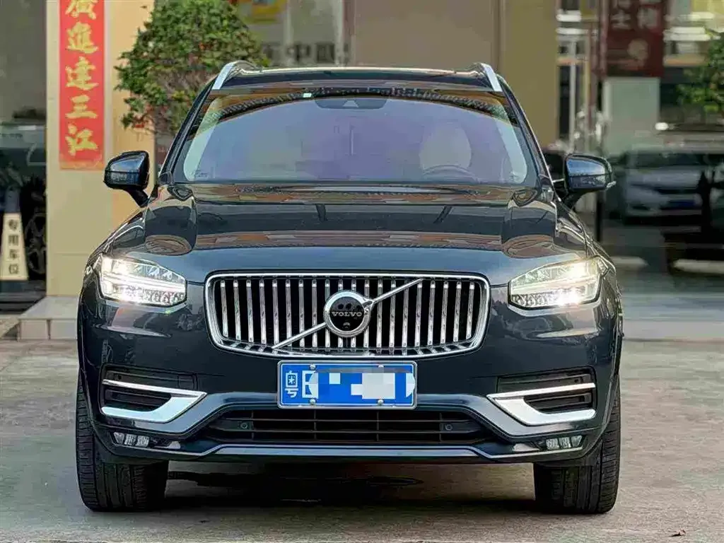 Volvo XC90 — фото 3