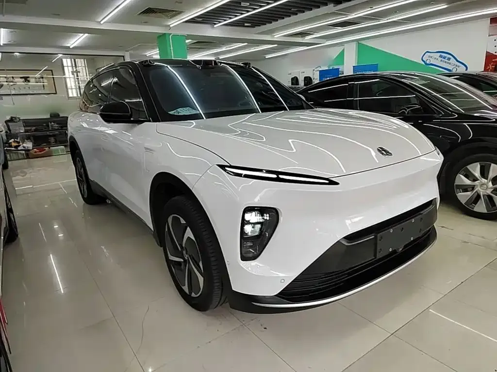 NIO ES8 — фото 4
