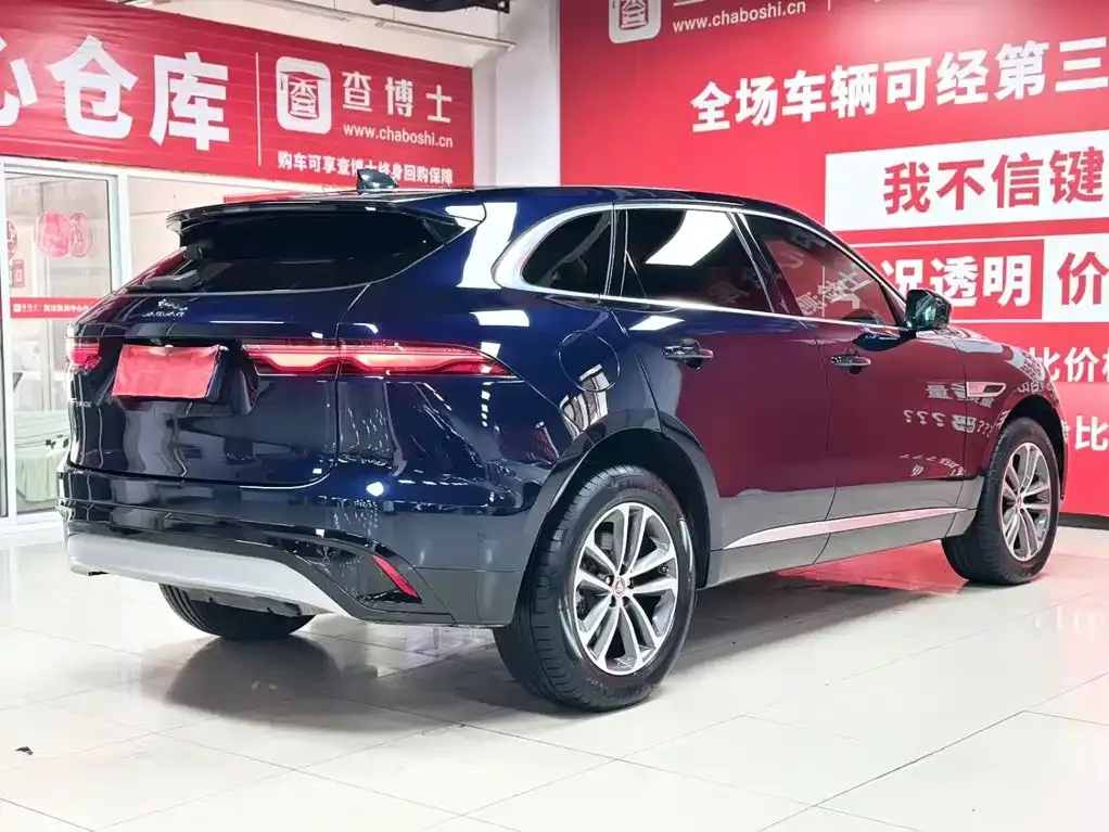 Jaguar F-PACE — фото 3