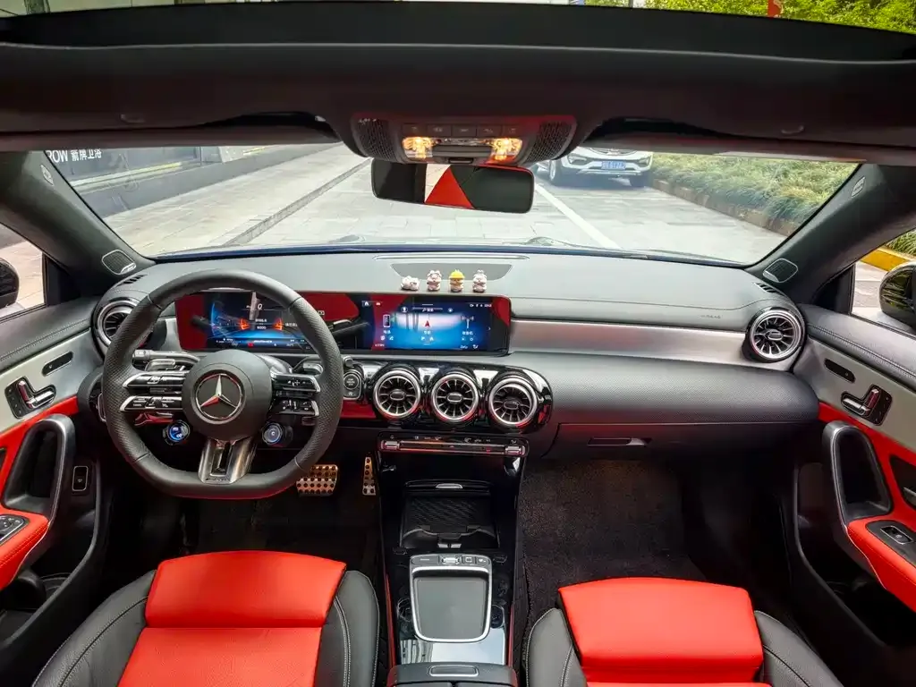Mercedes-Benz CLA AMG — фото 5