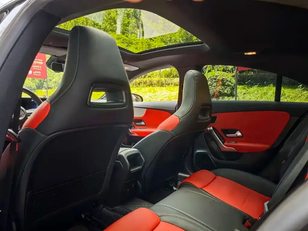Mercedes-Benz CLA AMG — фото 8