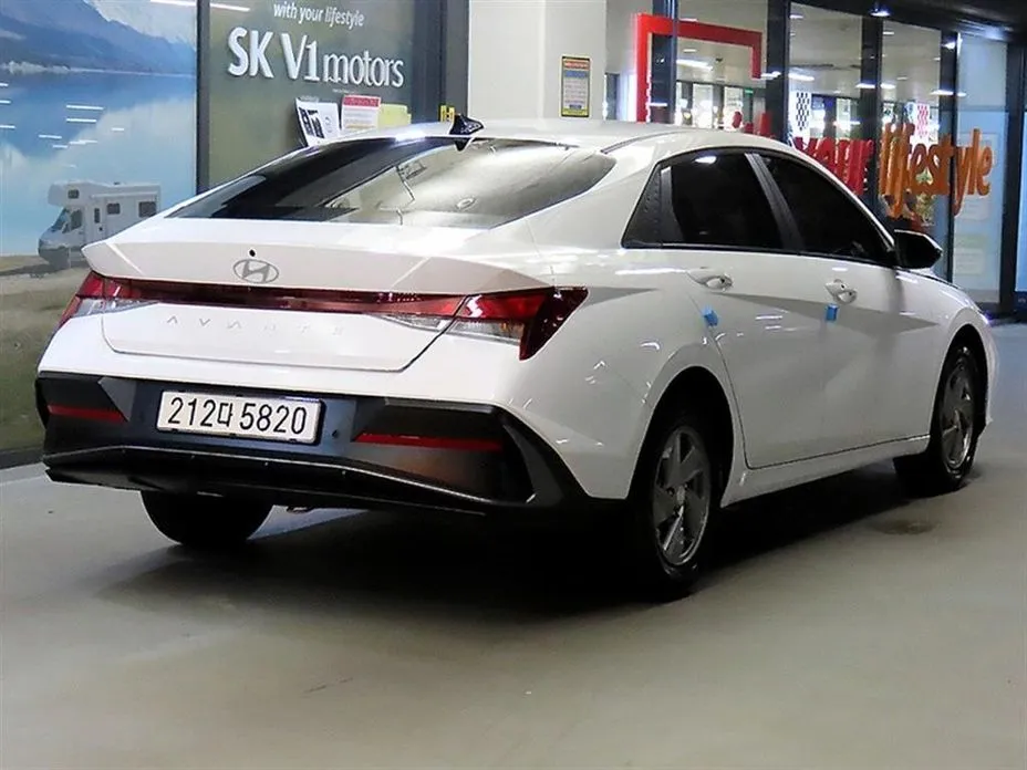 Hyundai AVANTE — фото 5